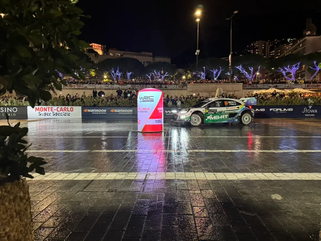 Structure gonflable autonome sur la trajectoire du Rallye Monte-Carlo